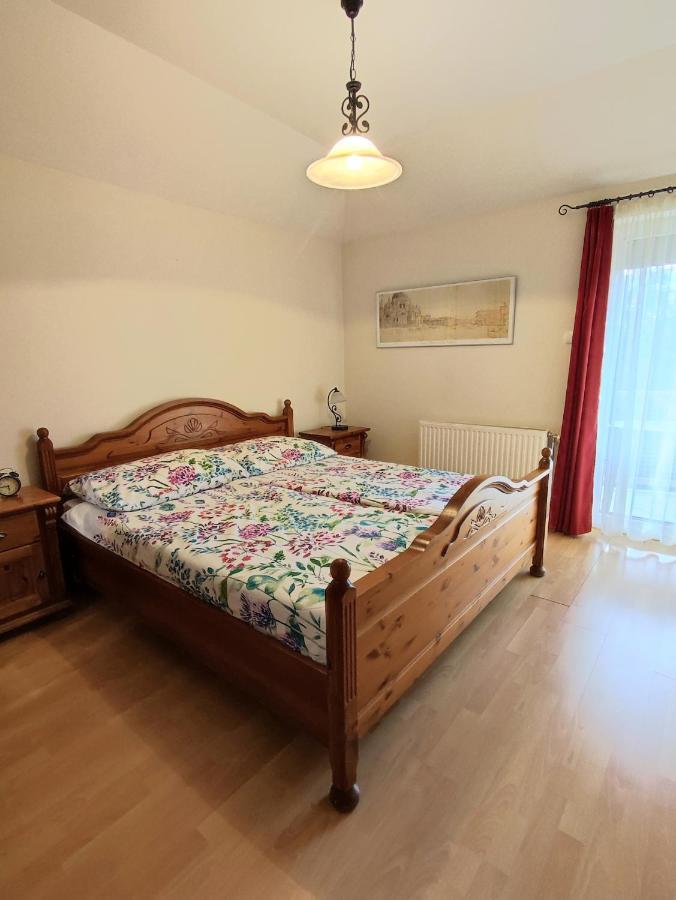 Arnyas Apartmanhaz Balatonlelle Exterior foto