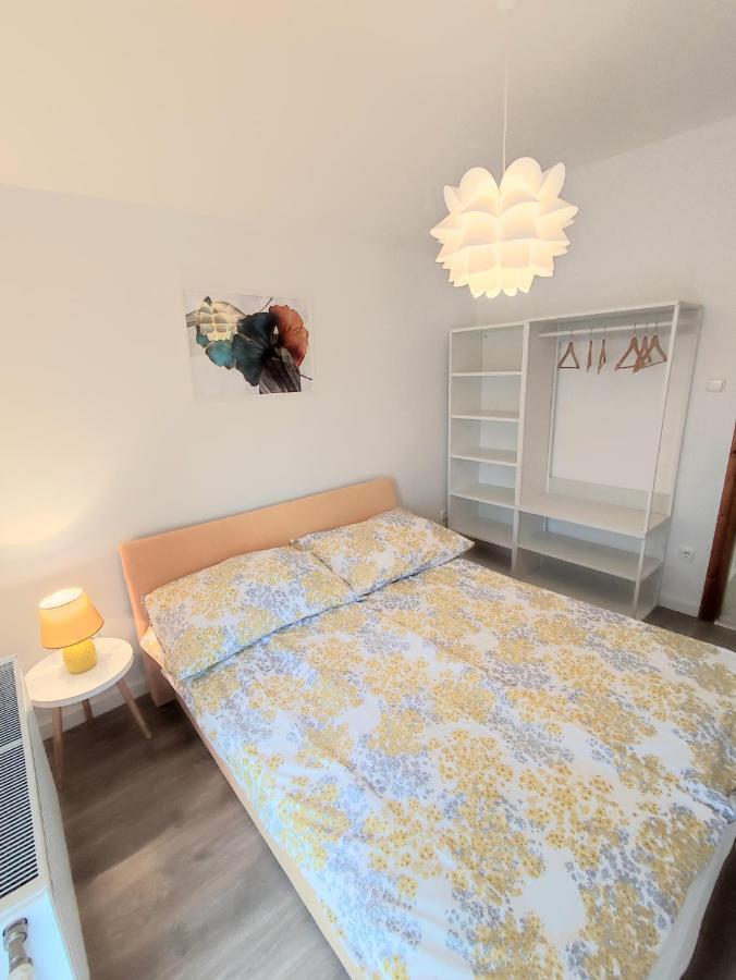 Arnyas Apartmanhaz Balatonlelle Exterior foto