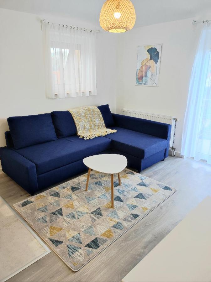 Arnyas Apartmanhaz Balatonlelle Exterior foto
