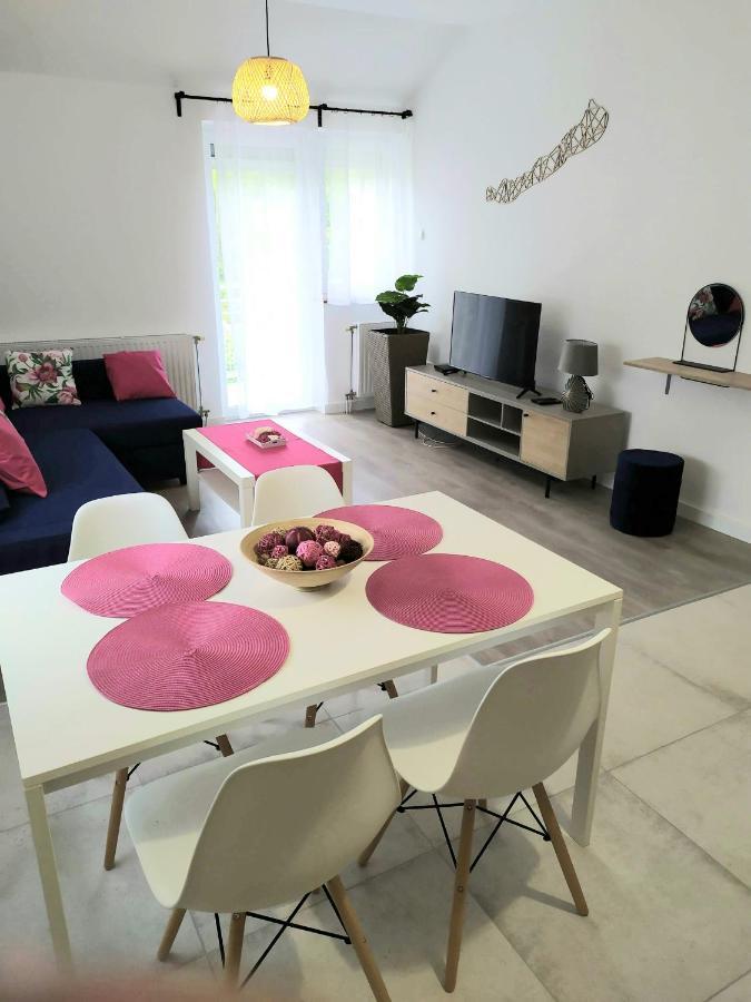 Arnyas Apartmanhaz Balatonlelle Exterior foto